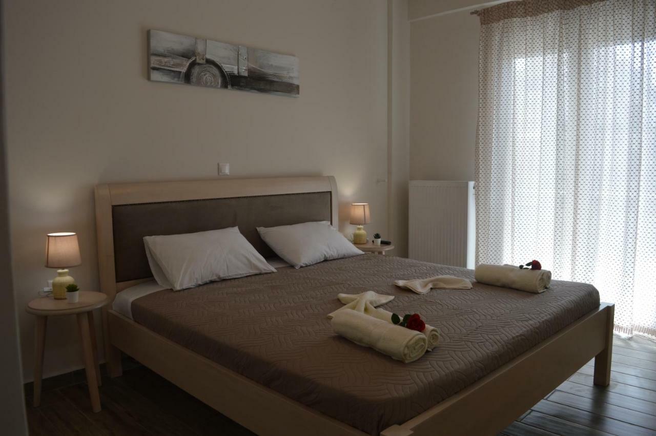 Botonis Bright Spacious Apartment Chrissi Akti Chania Exterior foto