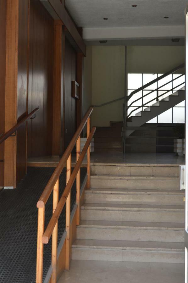 Botonis Bright Spacious Apartment Chrissi Akti Chania Exterior foto