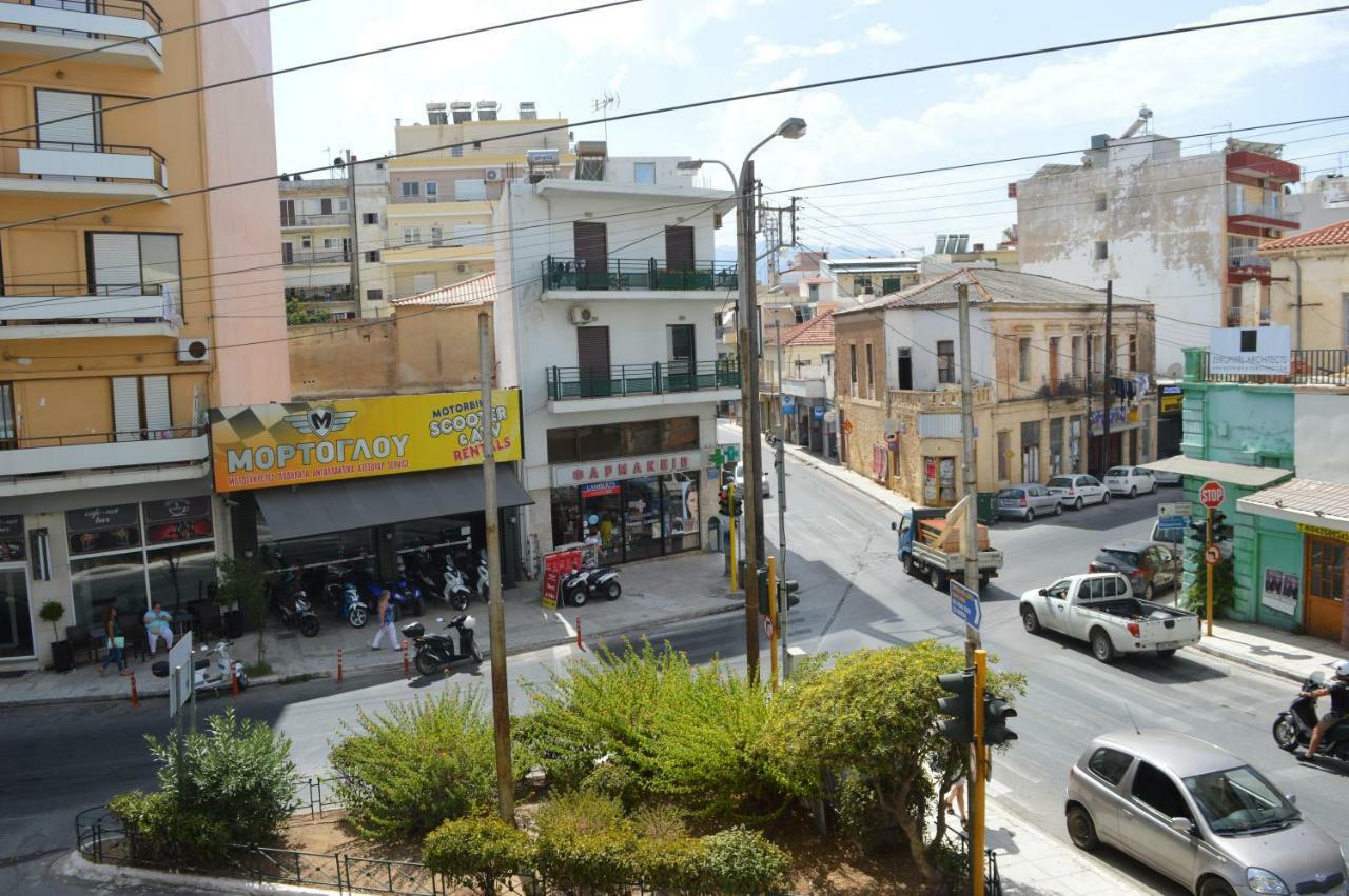 Botonis Bright Spacious Apartment Chrissi Akti Chania Exterior foto